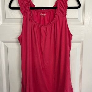 Pink tank top